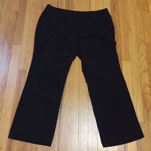 Women’s PETITE black curvy trouser pant EUC
